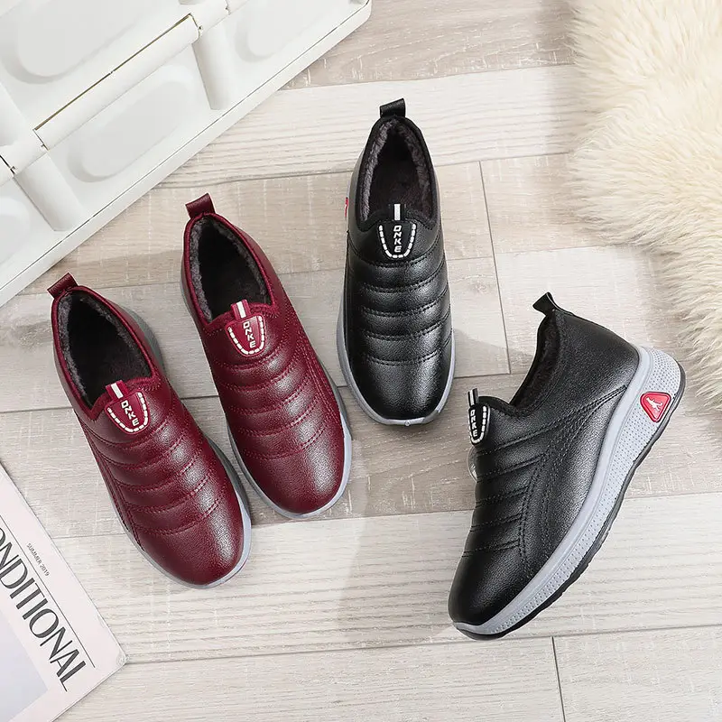 2025 New Fleece Lined Shoes Black Maroon - Image 4