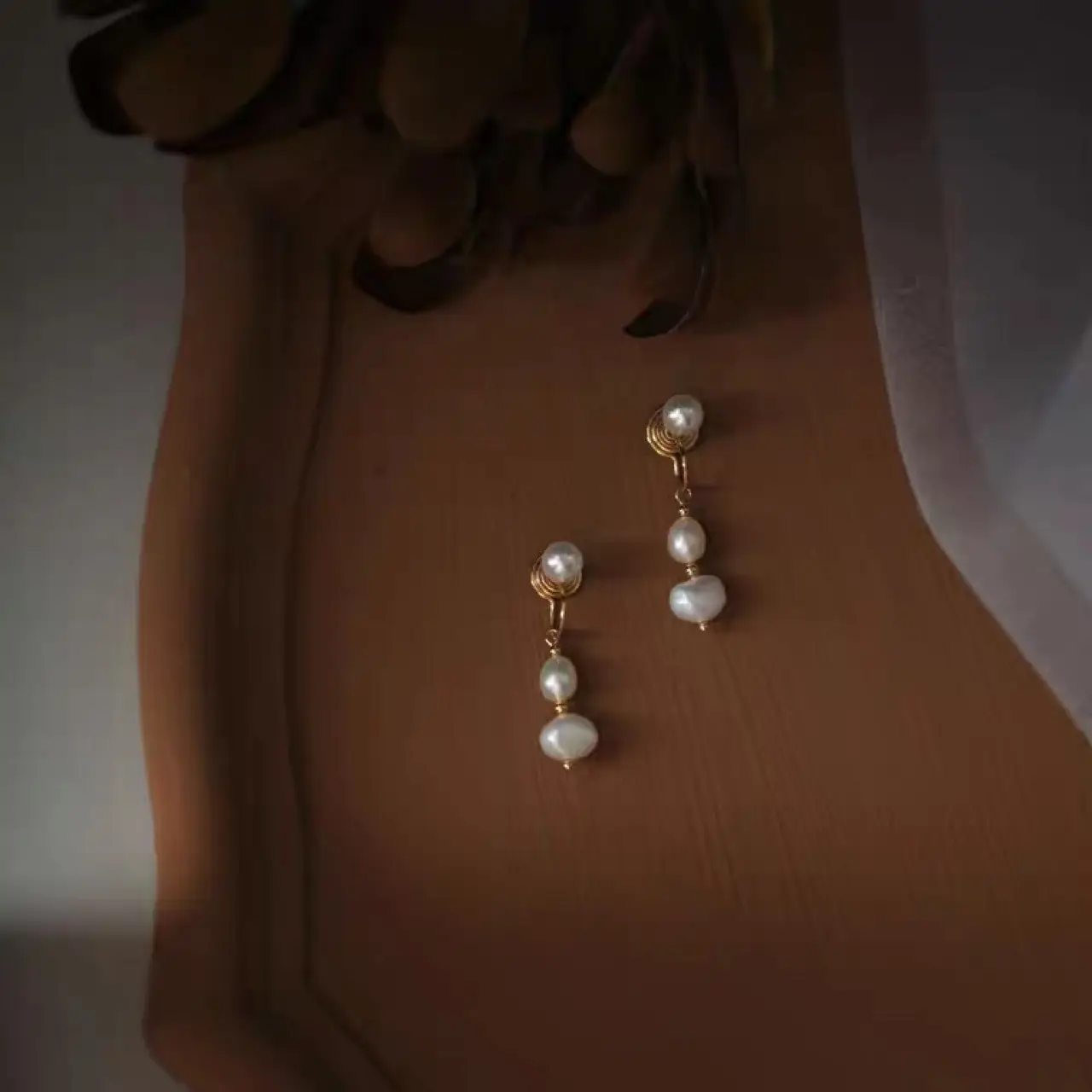 14K Gold Pearl Earrings for Women — feature 9