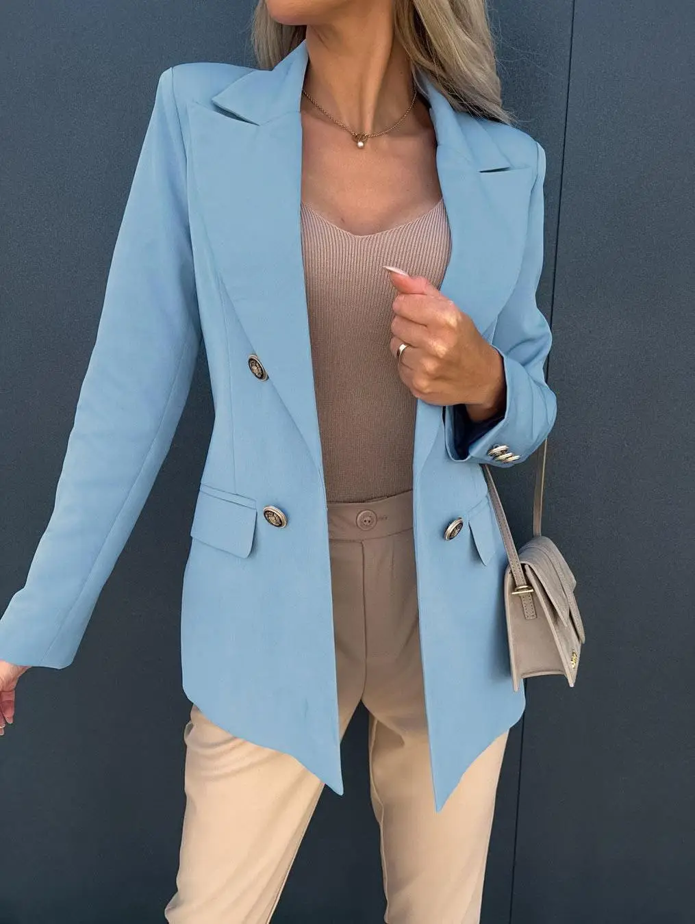 2024 Pink Lapel Double Breasted Suit Jacket for Women - Image 3