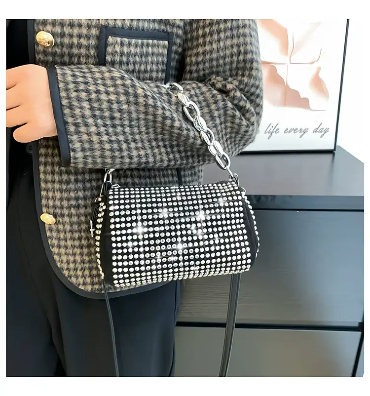 Korean Style Chain Rhinestone Crossbody Bag — feature 10
