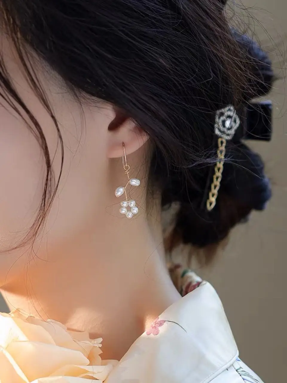 Natural Pearl Earrings Without Earholes Clip Style — feature 2