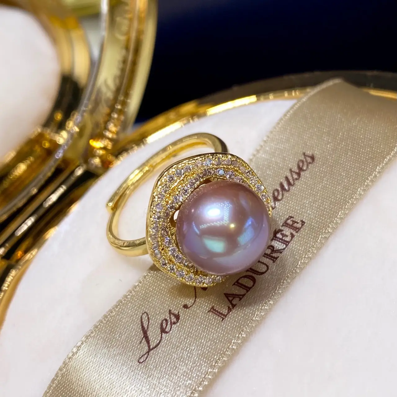 11mm Natural Pearl Ring with 12k Gold Plated Border — feature 8