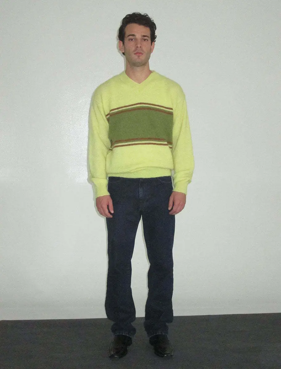 2022 V-Neck Knitted V-Neck Sweater Green Striped — feature 6