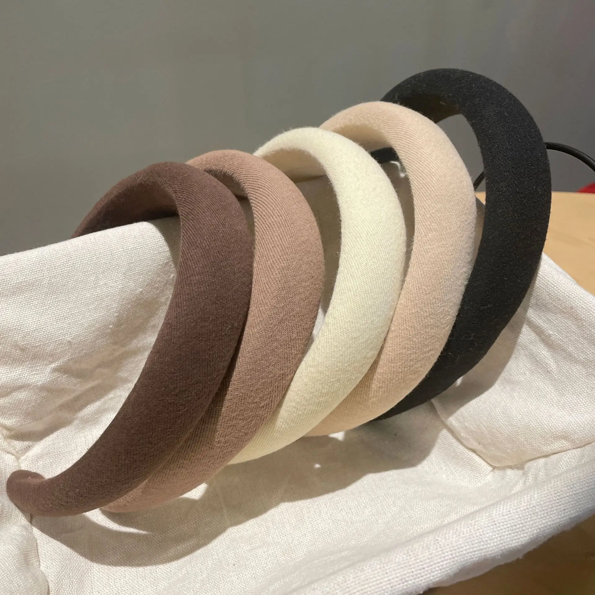 Brown Retro French Skull Top Headband for Women - Image 6