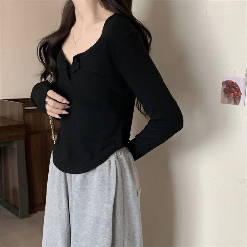 Women Black V-Neck Long Sleeve T-Shirt 2025 — feature 15