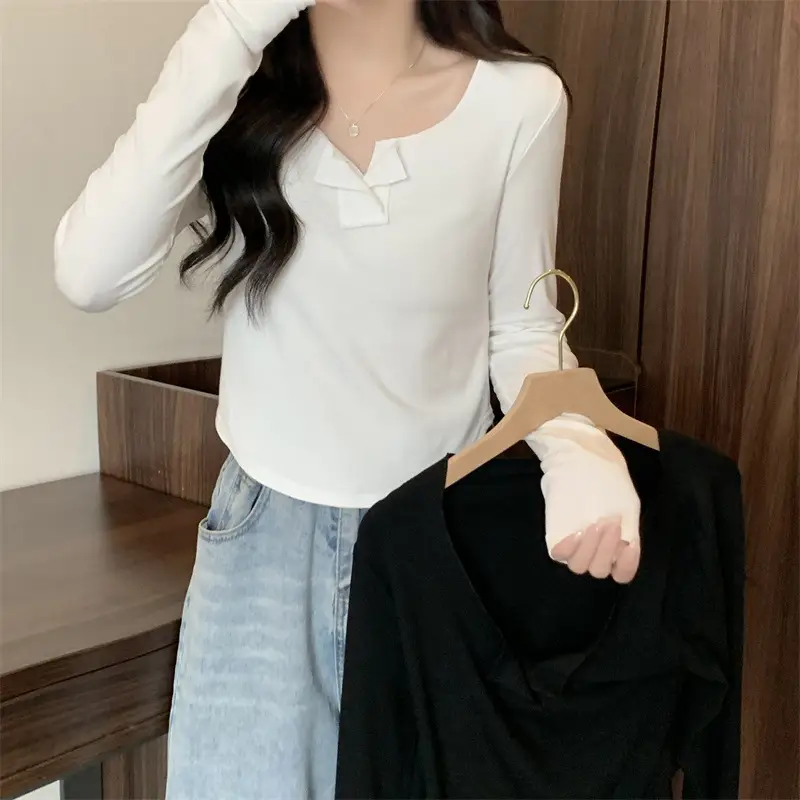 Women Black V-Neck Long Sleeve T-Shirt 2025 — feature 2