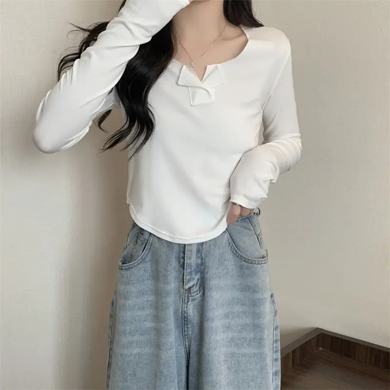 Women Black V-Neck Long Sleeve T-Shirt 2025 — feature 9