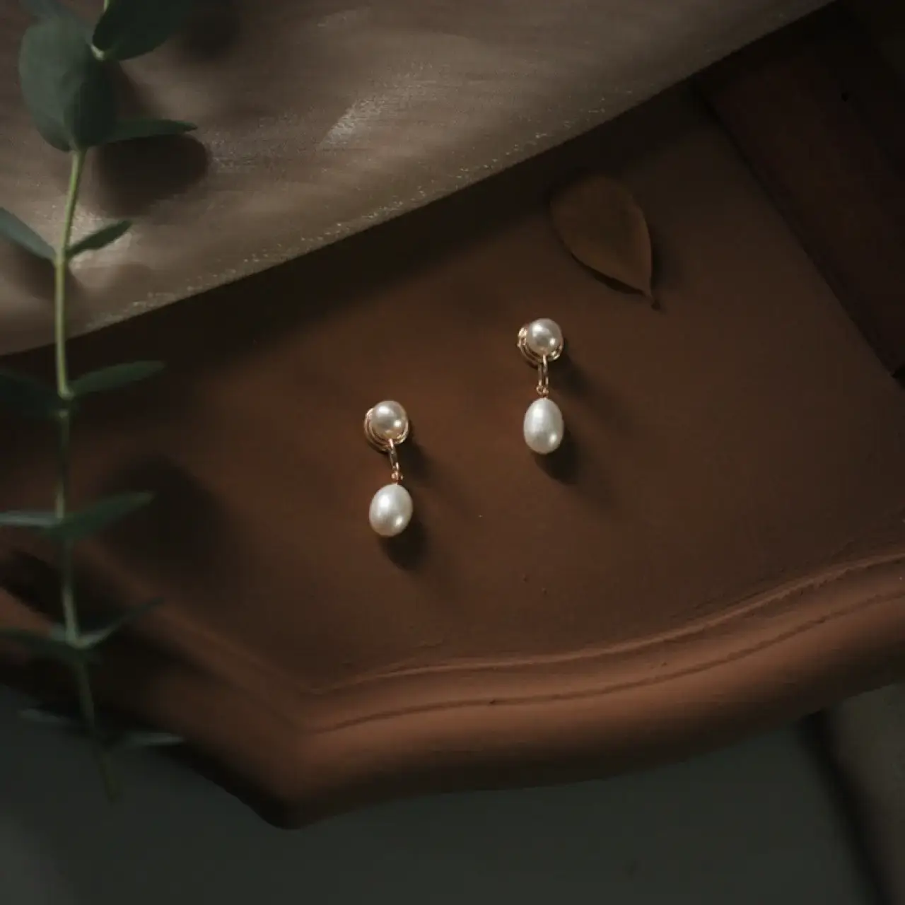 Simple Joker Natural Pearl Earrings S925 Silver Needle — feature 7