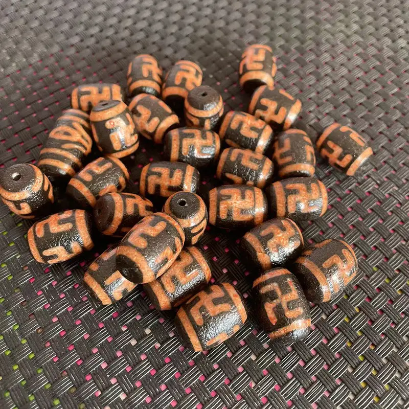 Xizang Natural Agate 13x18mm Orange Peel Pattern beads - Image 2