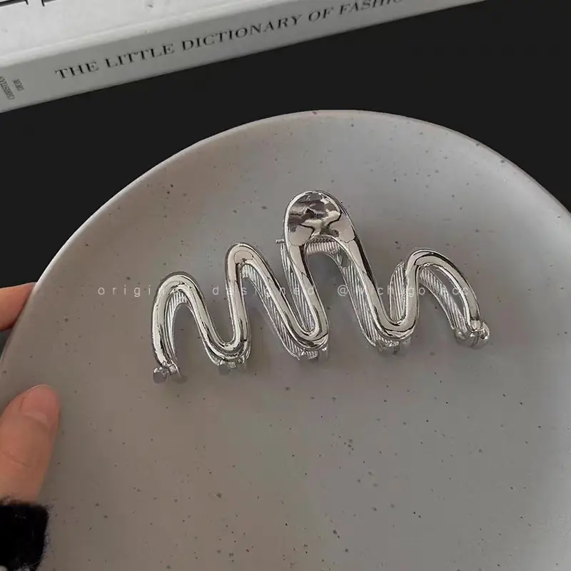 Silver Metal Wave Hairpin Clip for Bangs & Hair Accessories - Image 10