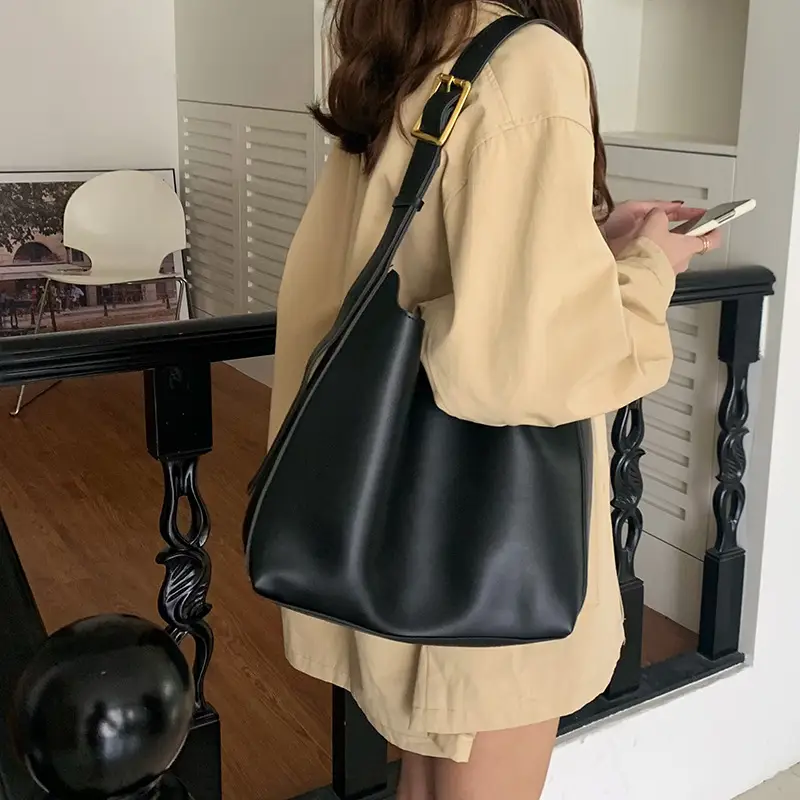 Women Large Capacity Bag Brown Leather Bucket Shoulder Crossbody - Image 6