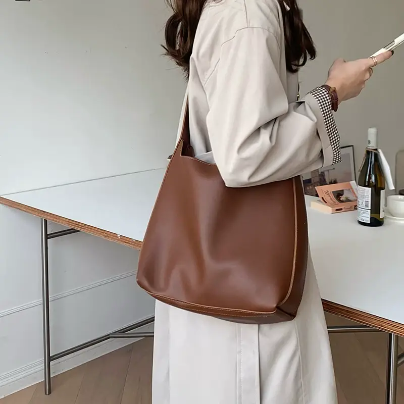 Women Large Capacity Bag Brown Leather Bucket Shoulder Crossbody — feature 7