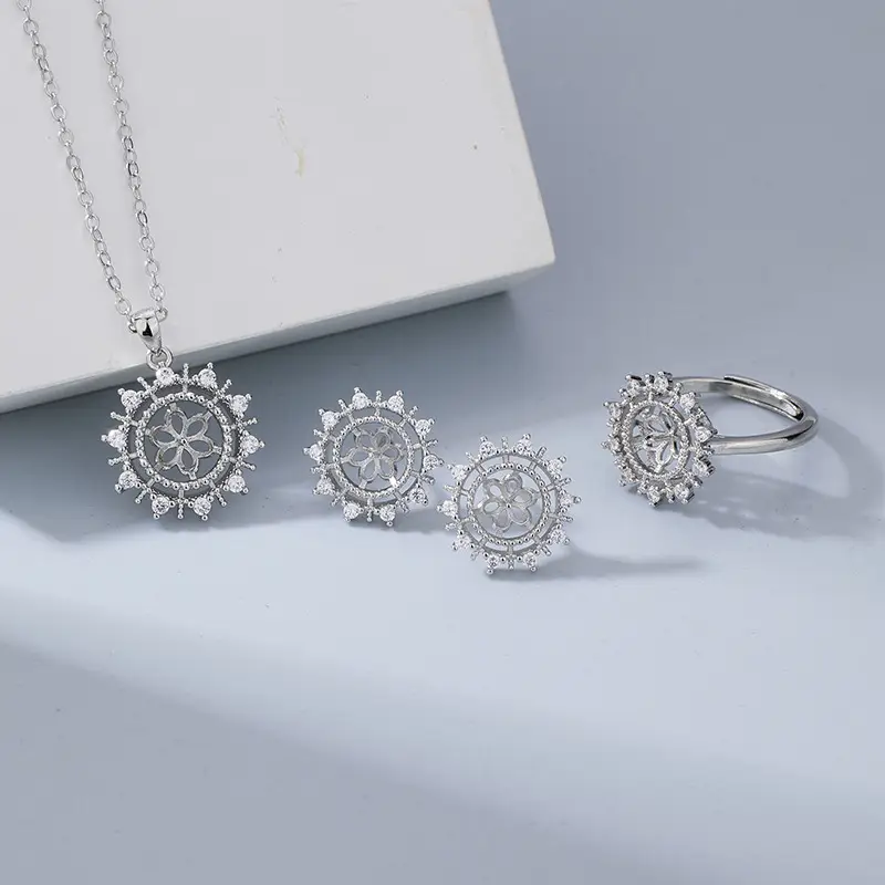 Retro Light Luxury Pearl Jewelry Set for Women - Image 4