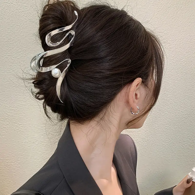 Silver Metal Hairpin Disc for Women's Hair Clipping - Image 7
