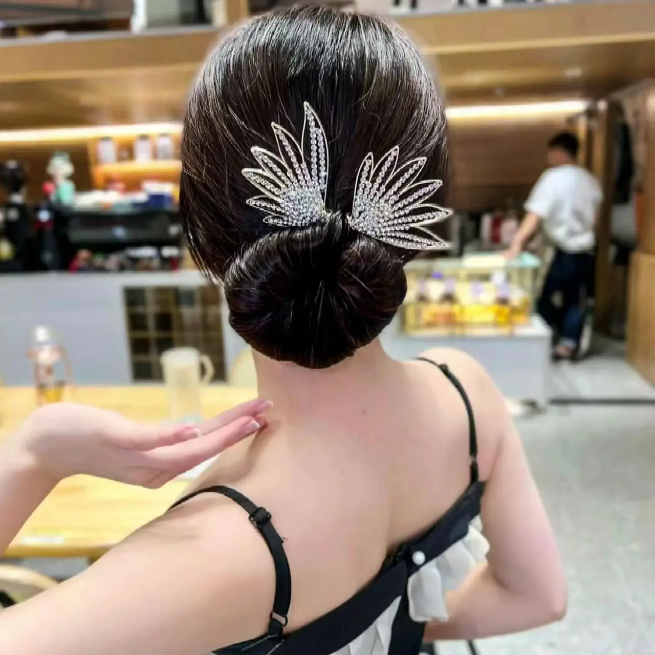 Butterfly Hair Clip Camellia Fish Tail Twist