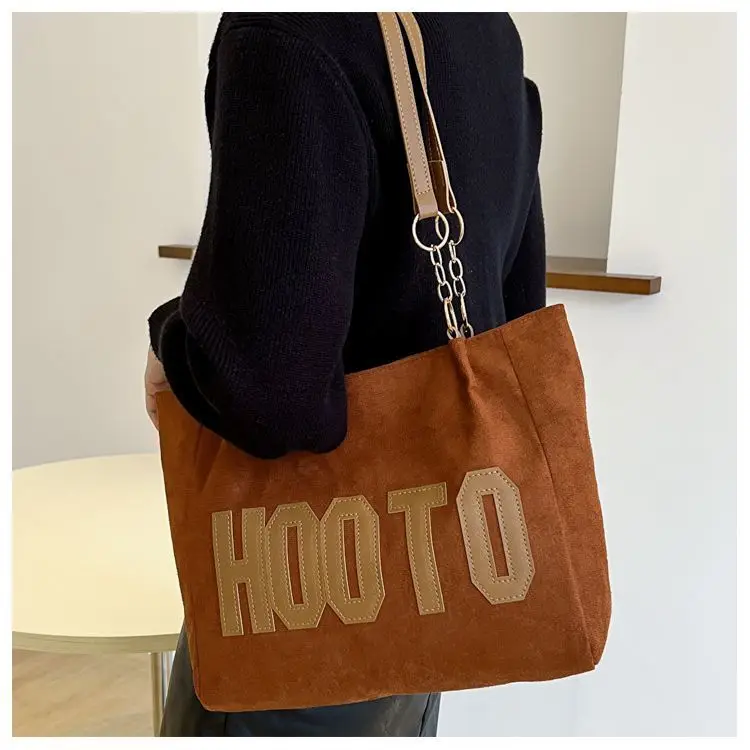 Women's Casual Shoulder Bag with Gold Chain & "HOT" Print — feature 18