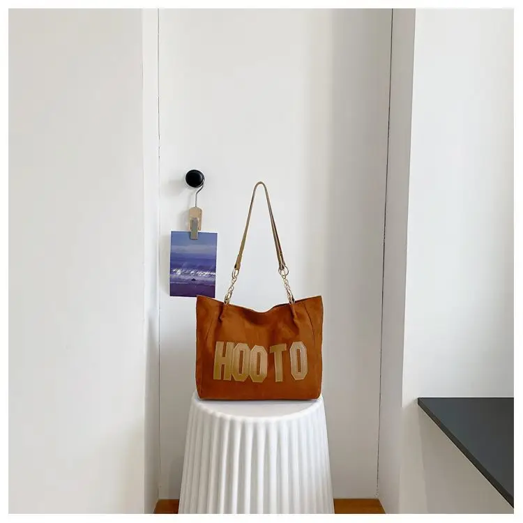 Women's Casual Shoulder Bag with Gold Chain & "HOT" Print — feature 27