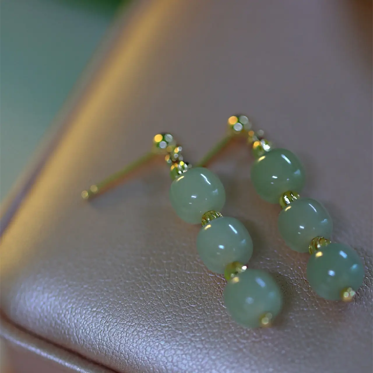 Natural Hetian Jade Earrings for Women Elegant Retro Design — feature 8