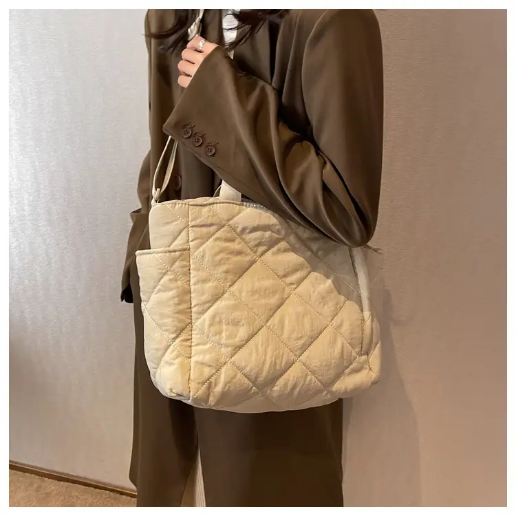 Women's Quilted Crossbody Bag Beige 2026 — feature 11
