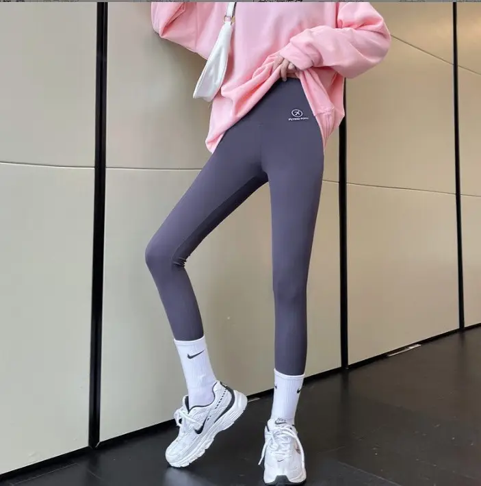 Black Fleece-Lined Leggings for Women Winter Warm Yoga Wear - Image 2