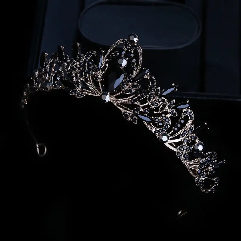 Vintage Baroque Crystal Hair Band for Wedding & Birthday - Image 10