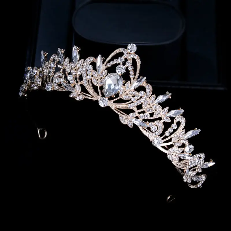Vintage Baroque Crystal Hair Band for Wedding & Birthday - Image 3