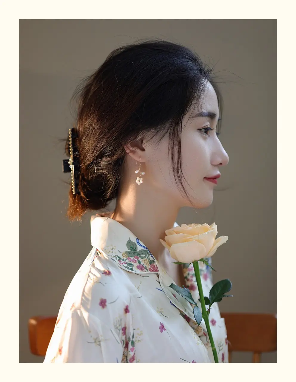 Natural Pearl Earrings with Flower Clip & Ear Clip — feature 7