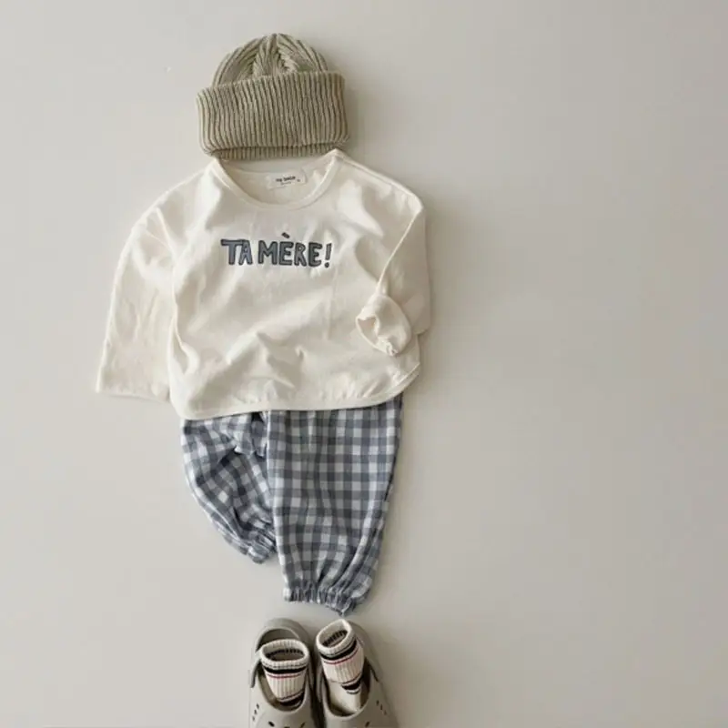 White Cotton Kids T-Shirt with "TAMERE!" Print — feature 12