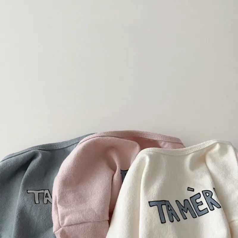 White Cotton Kids T-Shirt with "TAMERE!" Print — feature 9