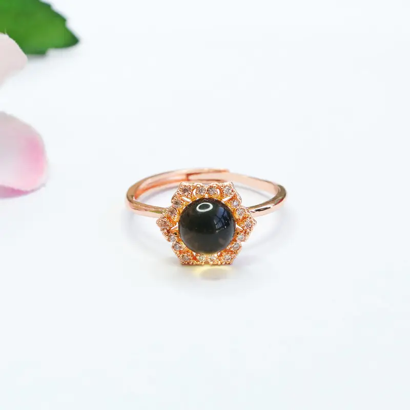 Guan Yu Natural Amber Ring for Women — feature 4