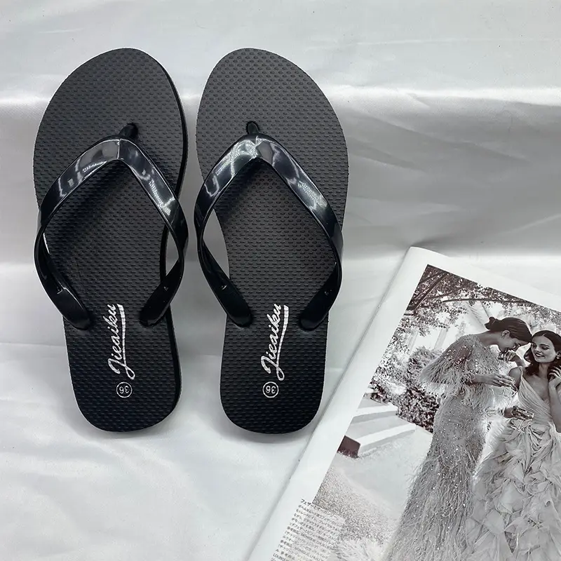 Women Black Patent Leather Flip Flops Casual Outdoor