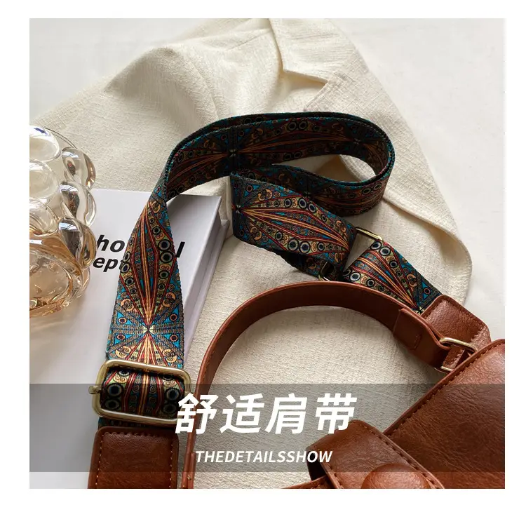 Women's Brown Leather Shoulder Bag with Crossbody Strap — feature 14