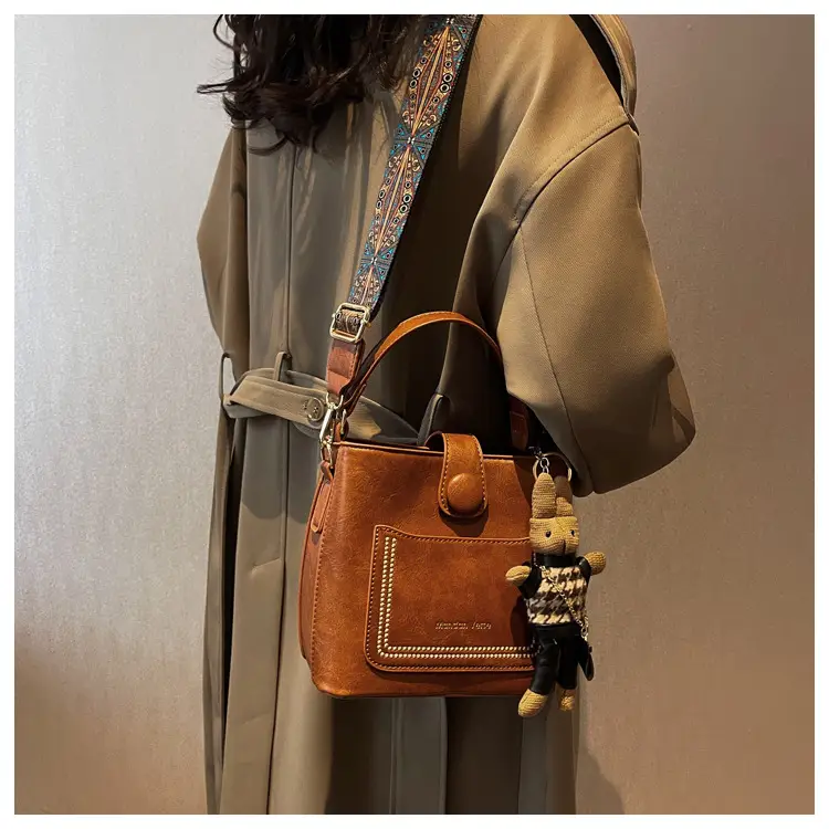 Women's Brown Leather Shoulder Bag with Crossbody Strap — feature 29