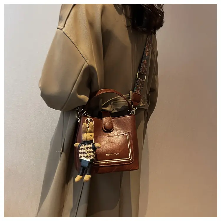 Women's Brown Leather Shoulder Bag with Crossbody Strap — feature 30