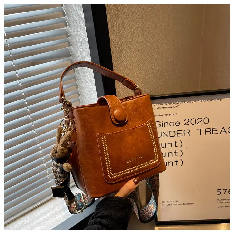 Women's Brown Leather Shoulder Bag with Crossbody Strap — feature 36