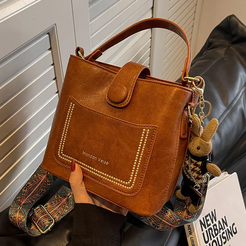 Women's Brown Leather Shoulder Bag with Crossbody Strap