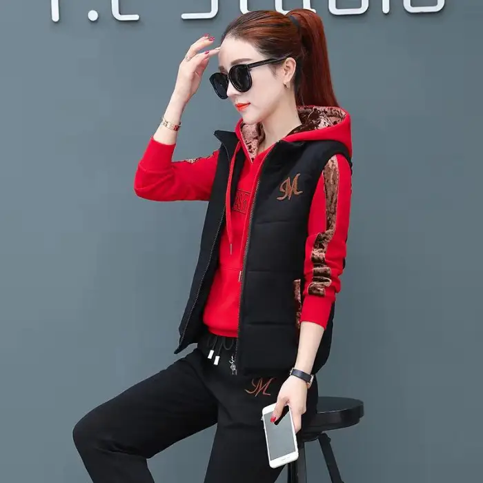 Women Fleece Winter Hoodie Set Pink Letter Embroidered - Image 4