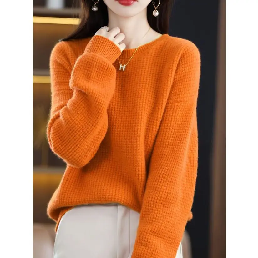 Women Cream Knitted Round Neck Pullover Sweater - Image 2