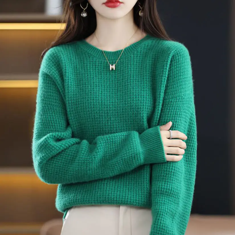 Women Cream Knitted Round Neck Pullover Sweater - Image 4