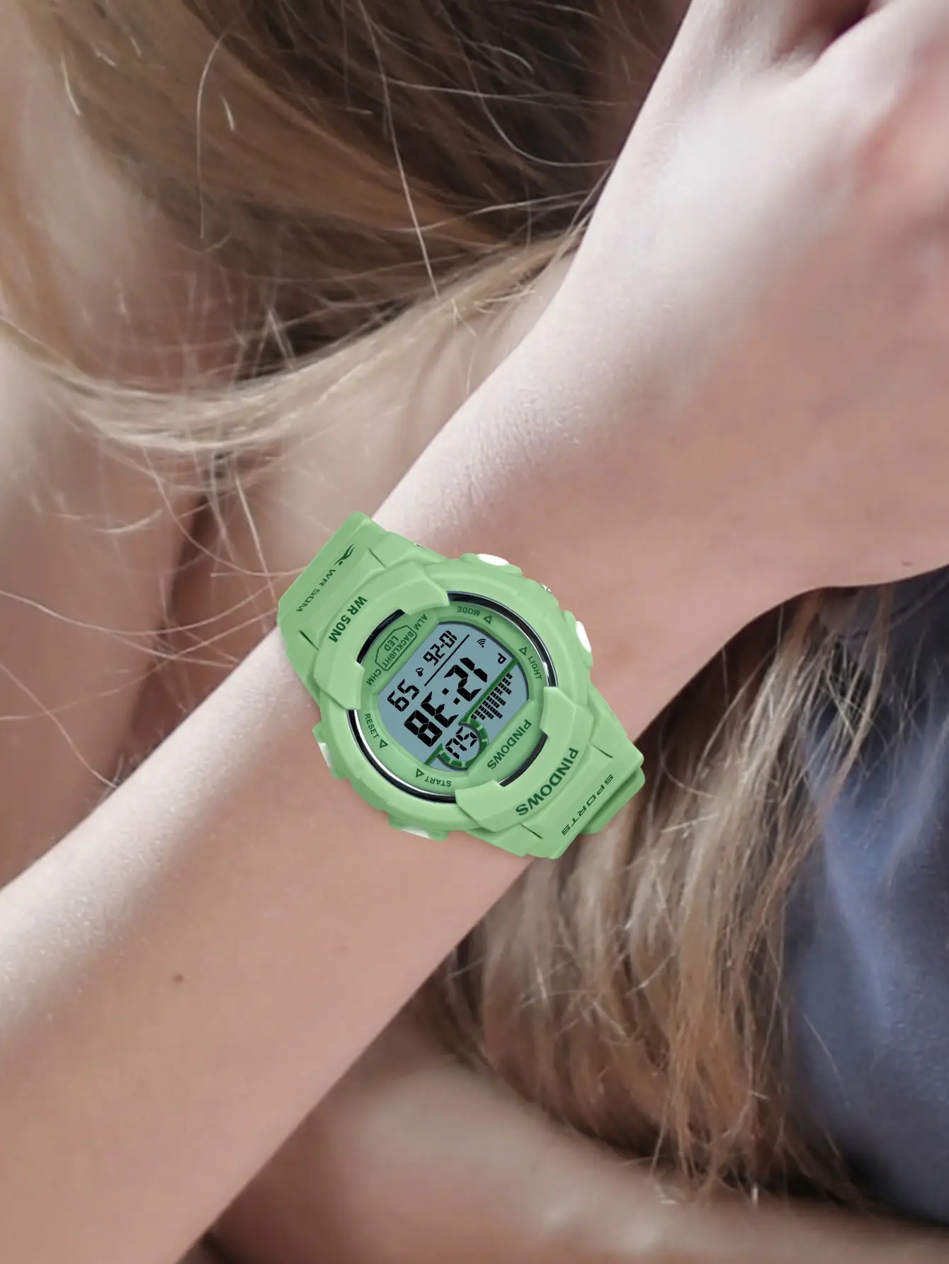 Waterproof Green Digital Watch for Men Women — feature 9