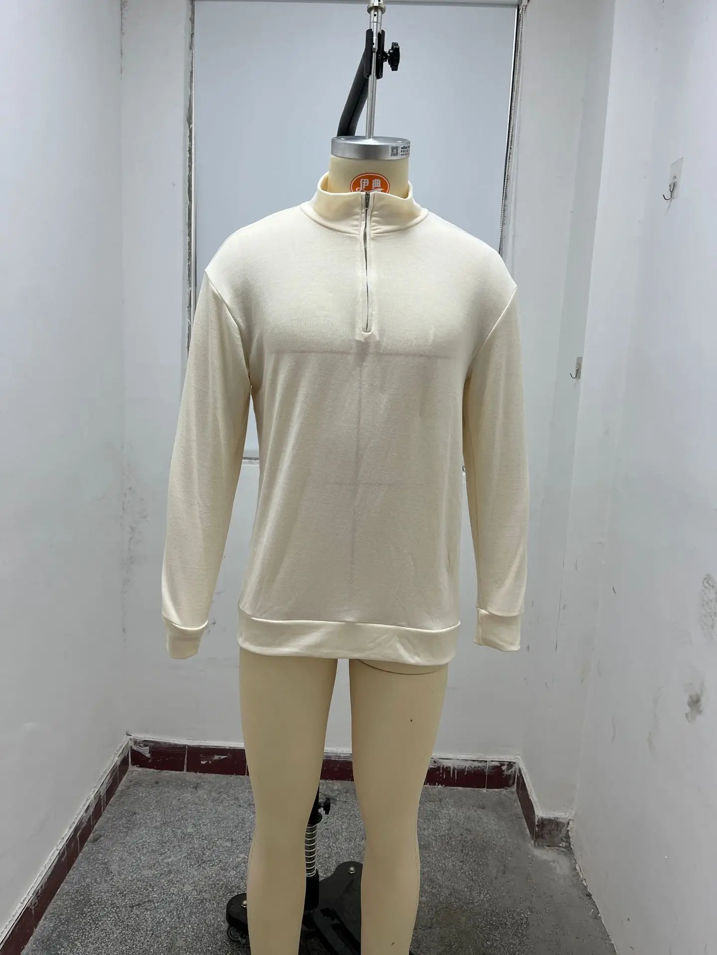 Men's Pink Wool Velvet V Neck Zipper Top — feature 14