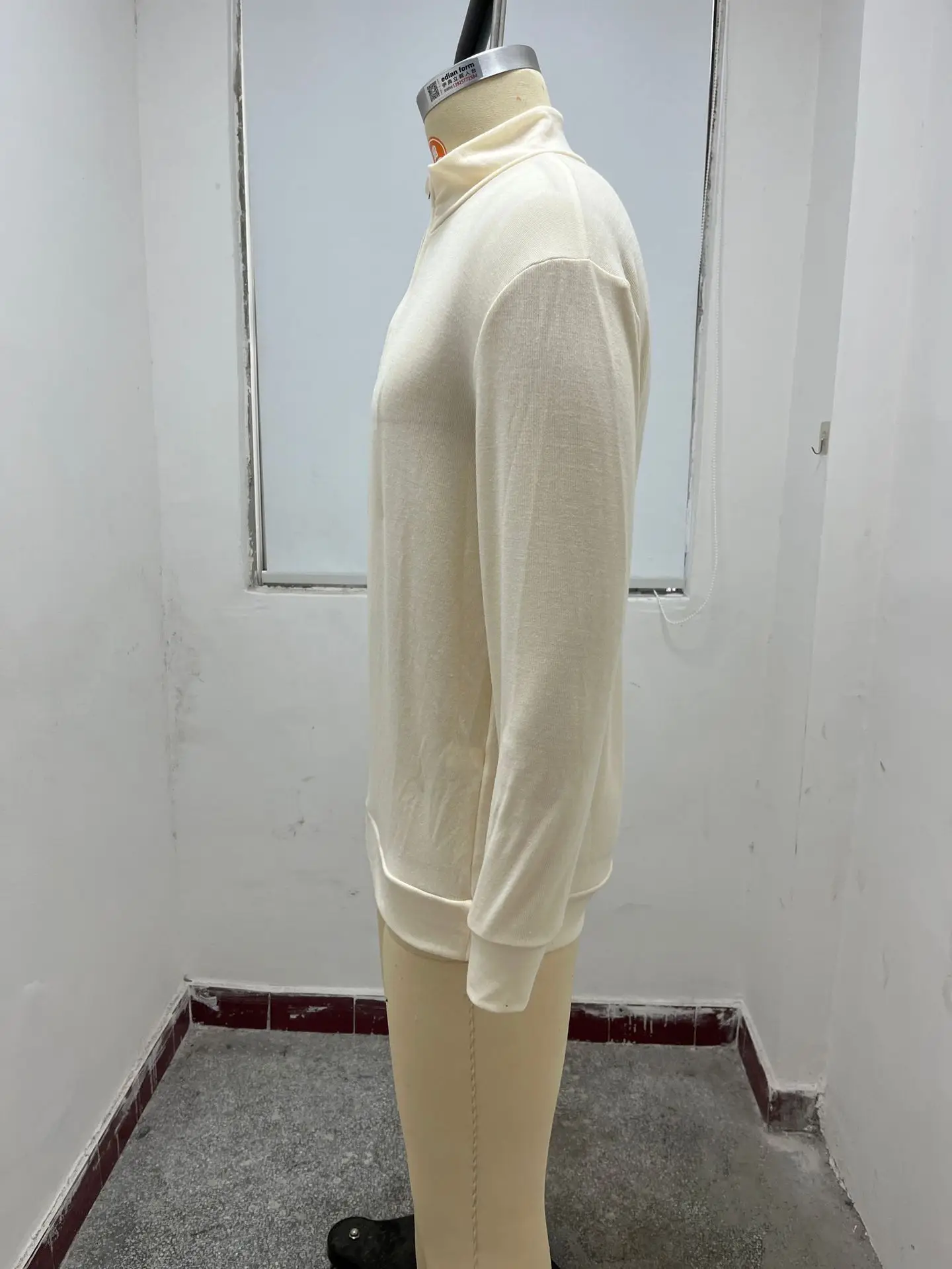 Men's Pink Wool Velvet V Neck Zipper Top — feature 15