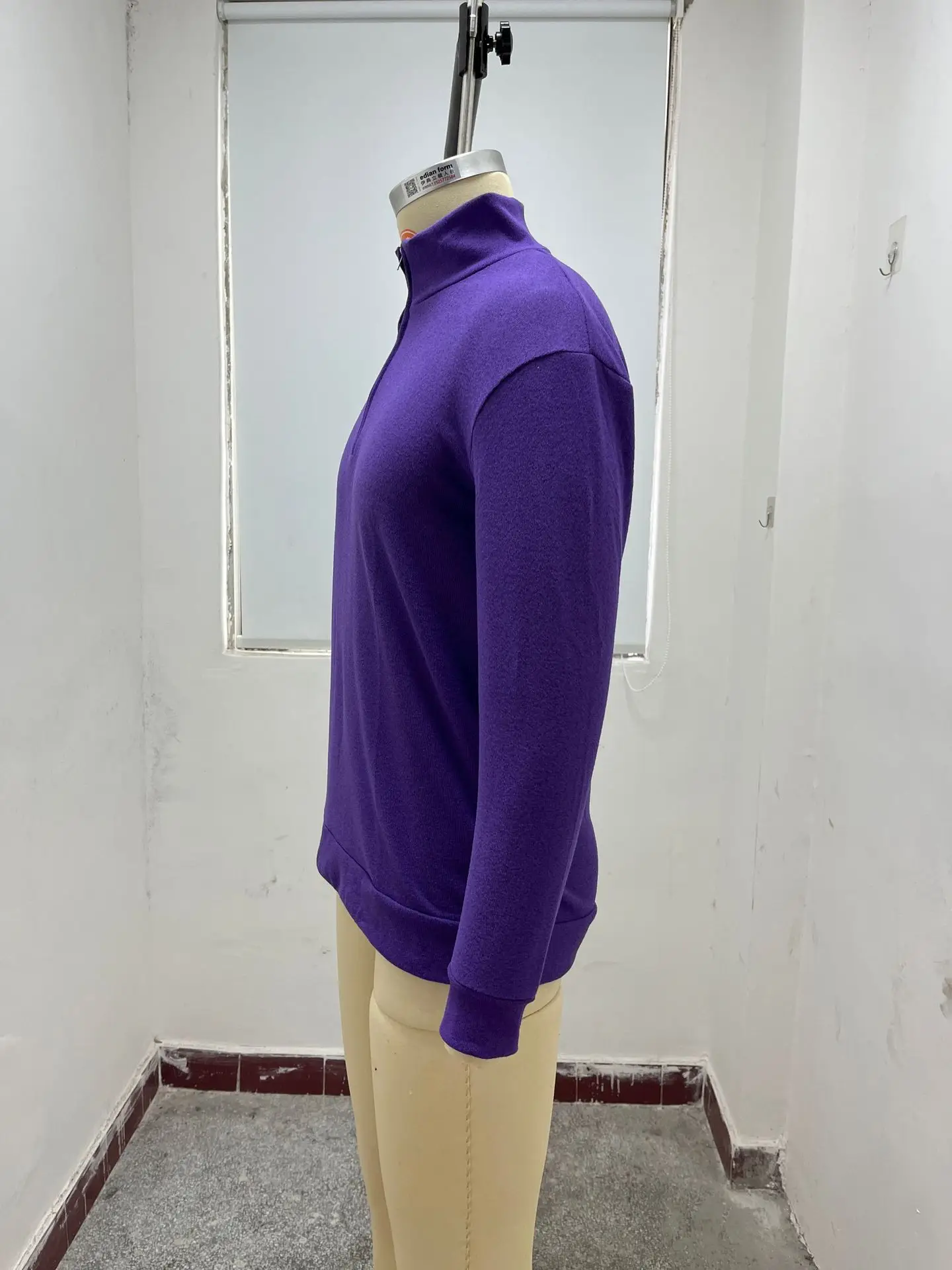 Men's Pink Wool Velvet V Neck Zipper Top — feature 7
