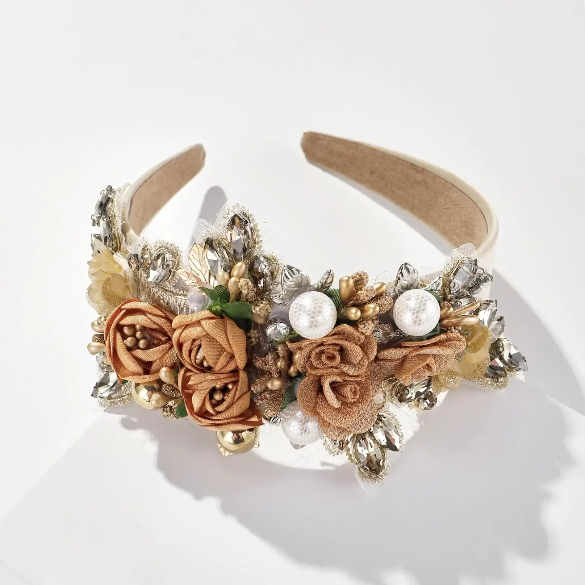 Baroque Rhinestone Pearl Headband with Skull Drill Design - Image 10