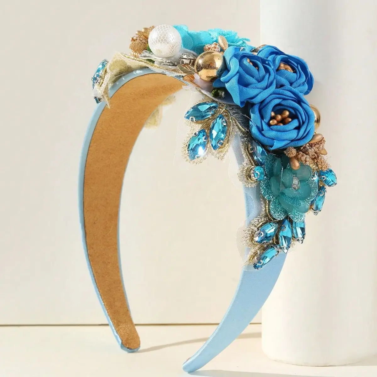 Baroque Rhinestone Pearl Headband with Skull Drill Design - Image 11