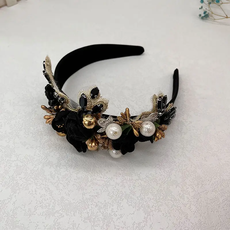 Baroque Rhinestone Pearl Headband with Skull Drill Design - Image 2