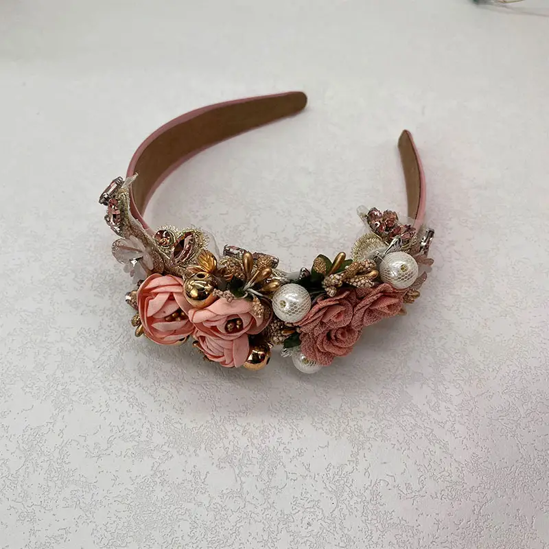 Baroque Rhinestone Pearl Headband with Skull Drill Design - Image 3