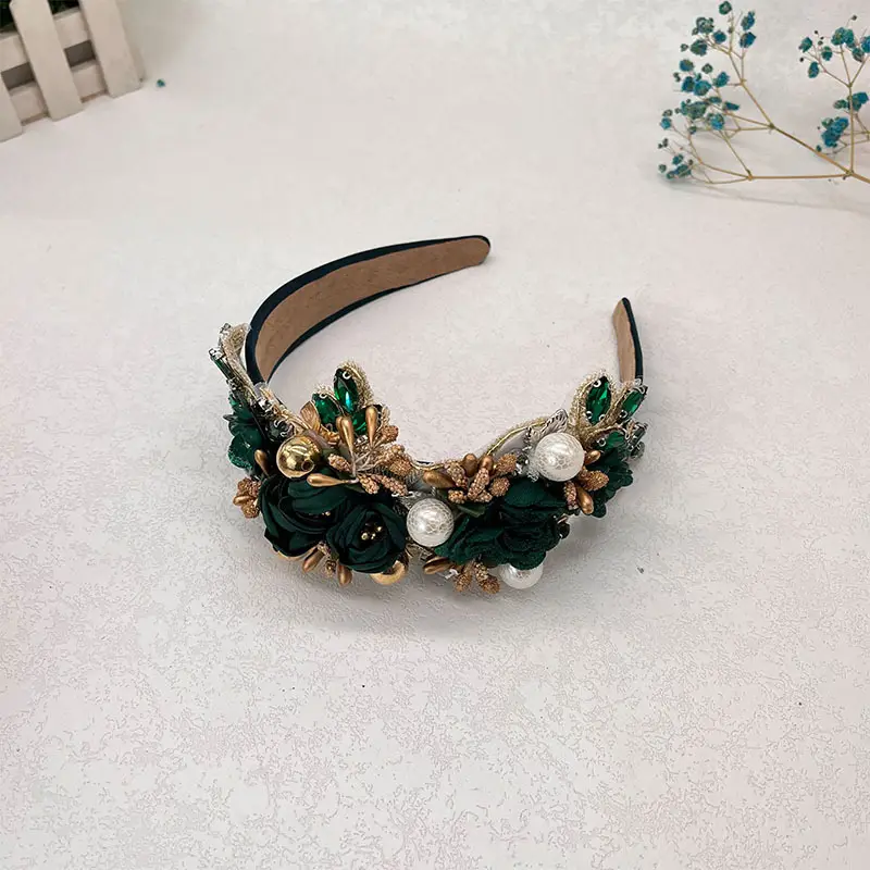 Baroque Rhinestone Pearl Headband with Skull Drill Design - Image 5