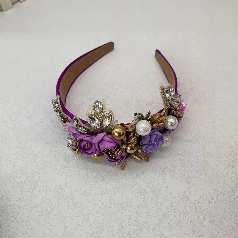 Baroque Rhinestone Pearl Headband with Skull Drill Design - Image 6