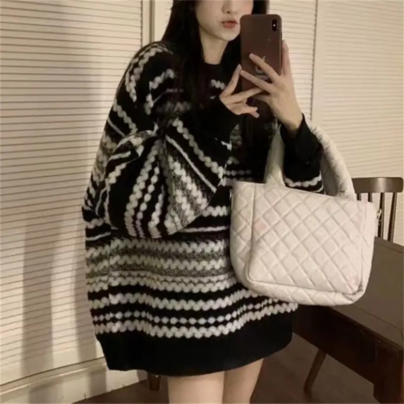 Women Black White Striped Knitted Sweater Long Sleeve - Image 4